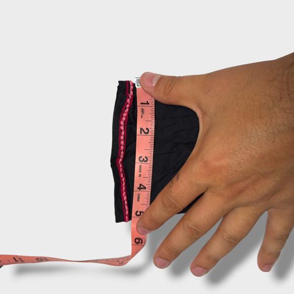 OndadeMar Black Tunic Top Size M Embroidered Boho Paisley Cover Up Long Sleeve - Picture 6 of 8